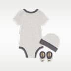 Σετ τριών τεμαχίων Nike για βρέφη (0-6M)