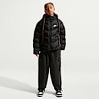 Nike Sportswear "All Day Play" Chaqueta acolchada y holgada con capucha Therma-FIT - Niño/a