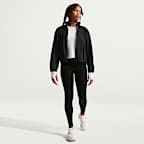 Chamarra de tejido Woven repelente al agua con protección contra los rayos UV para niña Nike MAVN