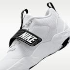 Nike Team Hustle D 12 大童籃球鞋