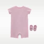 Conjunto de mameluco y botines Nike Baby Essentials