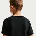 Nike Dri-FIT Genç Çocuk Tişörtü