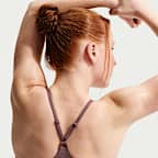 Indy bra para niñas talla grande Nike Pro