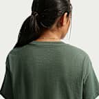 Playera para niña talla grande Nike Sportswear Essential