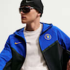 Chelsea F.C. Tech Windrunner Nike Soccer szőtt, hosszú cipzáras férfikabát