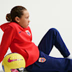 Norway Club Fleece Big Kids' (Boys') Nike Soccer Joggers