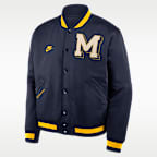 Chamarra bomber universitaria Nike de cierre a presión de largo completo para hombre Michigan Legacy