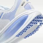 Tenis de correr en pavimento para mujer (extraancho) Nike Vomero 18