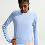 Playera de correr de manga larga de cuello redondo Dri-FIT UV para mujer Nike Swift