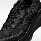 Nike Vomero 18 GORE-TEX wasserdichter Straßenlaufschuh mit reflektierenden Akzenten (Herren)
