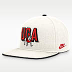 Georgia Legacy Letter & Mascot Pro Men's Nike Dri-FIT College Adjustable Hat