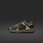 Nike Vomero 5 Little Kids' Shoes (Classic laces)