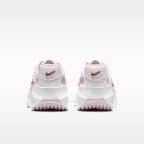 Nike Aura Edge Women's Shoes