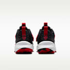 Nike Team Hustle D 12 Older Kids' Basketball Shoes