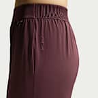 Pants de pierna entallada Dri-FIT de tiro alto con protección contra los rayos UV para mujer Nike 24.7 PerfectStretch
