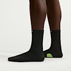 Nike Running Midweight Crew Socks (1 Pair)