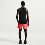 Shorts de correr Dri-FIT de 18 cm con forro de ropa interior para hombre Nike Challenger