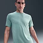 Playera de correr de manga corta Dri-FIT ADV para hombre Nike Stride