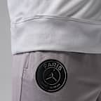 Fato de treino de futebol com capuz Jordan Dri-FIT do equipamento Strike Night Edition Paris Saint-Germain para homem