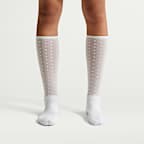 Nike Everyday Elevated 輕薄中筒襪 (1 雙)