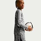 F.C. Barcelona 2026/27 Stadium Away Goalkeeper Older Kids' Kobe Dri-FIT Football Replica Shorts