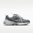 나이키 V2K 런 여성 신발