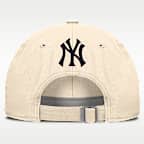 Gorra de algodón orgánico sin estructura para hombre Nike Statement Club New York Yankees