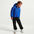 Chamarra acolchada All Day Play para niños talla pequeña Nike Sportswear