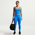 Playera de tirantes con bra deportivo de media sujeción para mujer Nike Pro Sculpt