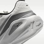 Nike Structure 26 Men's Road Running Shoes