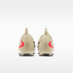 Tacos de futbol para terrenos múltiples para niños grandes Nike United Jr. Phantom 6 Low Academy