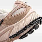 Nike V5 RNR Suede Women's Shoes