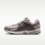 Tenis para hombre Nike Zoom Vomero 5 SE
