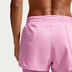 Shorts Dri-FIT 2 en 1 de tiro medio de 8 cm para mujer Nike One
