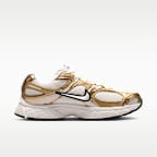 Tenis con detalles reflejantes para mujer Nike V5 RNR