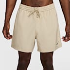 Shorts versátiles Dri-FIT de 13 cm sin forro para hombre Nike Form