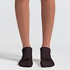 Calcetines al tobillo NikeSKIMS Dri-FIT para mujer (3 pares)