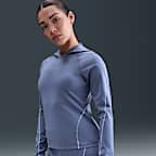 Nike Universa Dri-FIT Dar Kapüşonlu Uzun Kollu Kadın Üstü