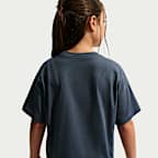 Nike Sportswear Essential Older Kids' (Girls') T-Shirt
