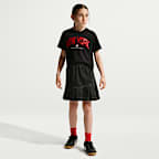 Nike Sportswear Older Kids' (Girls') T-Shirt
