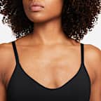 Bra deportivo de baja sujeción con almohadillas para mujer Nike Alate Minimalist