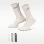 Meias de cano médio Nike Everyday Elevated (3 pares)