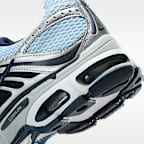 Tenis con detalles reflejantes para mujer Nike Air Max Moto 2K