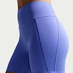 Shorts de ciclismo de tiro alto de 13 cm sin costura frontal para mujer Nike Universa