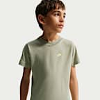 Nike Sportswear Older Kids' T-Shirt