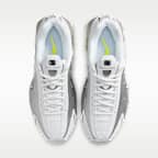 Nike Shox R4 Women's Shoes