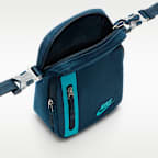 Nike Premium Cross-Body Bag (4L)