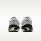 Tenis de básquetbol para niños grandes Nike Team Hustle D 12 SE