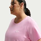 Nike Sportswear Club Essentials Women's T-Shirt (Plus Size)
