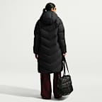 Nike Sportswear Windpuffer Storm-FIT dunparkas med hette og ledig passform til dame